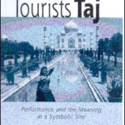 Tourists at the Taj