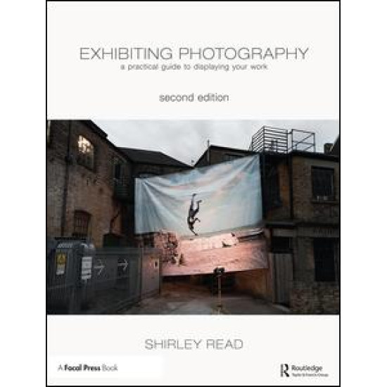 Exhibiting Photography