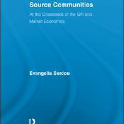 Organization in Open Source Communities Organization in Open Source Communities